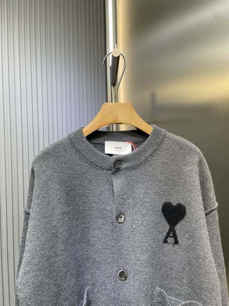 2025年11月4日秋冬新作Ami Paris ニットカーディガン  高品質人気商品/LDF工場