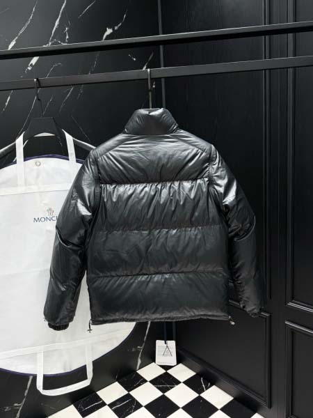 2025年11月17日秋冬新作Monclerダウンジャケット高品質人気商品/QIU工場