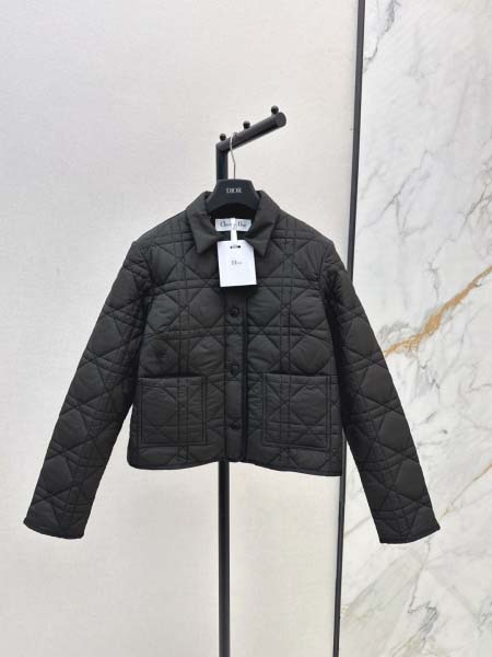 2025年11月18日入荷秋冬新作Dior ファッション/誕生日プレゼント/贈り物 can工場