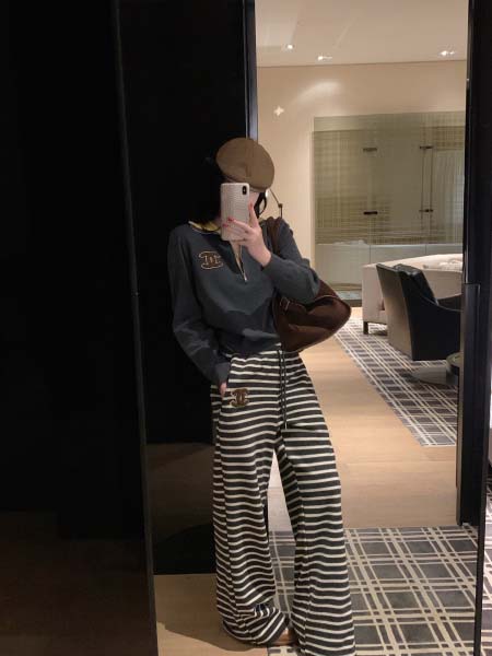 2025年11月18日入荷秋冬新作CHANEL セーター+ズボンファッション/誕生日プレゼント/贈り物 can工場