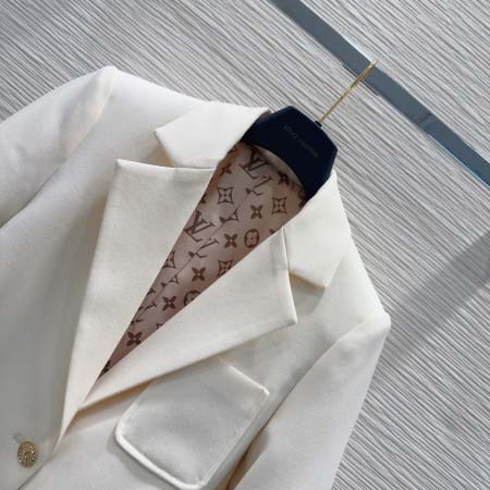 2025年11月20日入荷秋冬新作ルイヴィトンファッション/誕生日プレゼント/贈り物 can工場