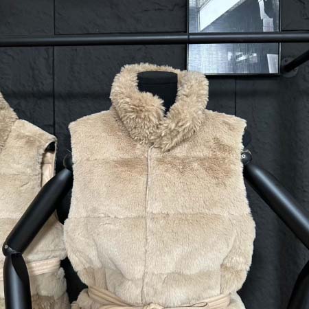 2025年11月22日入荷秋冬新作Monclerダウンジャケットファッション/誕生日プレゼント/贈り物 can工場