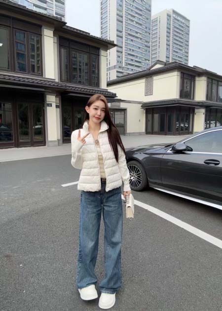 2025年11月22日入荷秋冬新作Monclerダウンジャケットファッション/誕生日プレゼント/贈り物 can工場