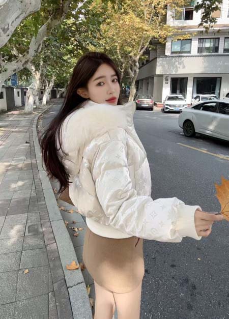 2025年11月23日入荷秋冬新作Louis Vuittonダウンジャケットファッション/誕生日プレゼント/贈り物 can工場