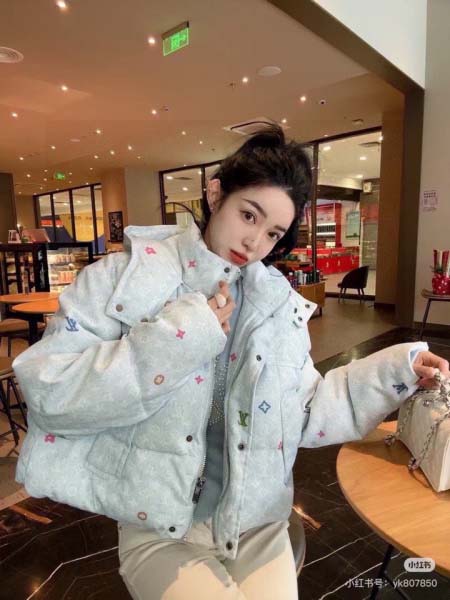 2025年11月23日入荷秋冬新作Louis Vuittonダウンジャケットファッション/誕生日プレゼント/贈り物 can工場