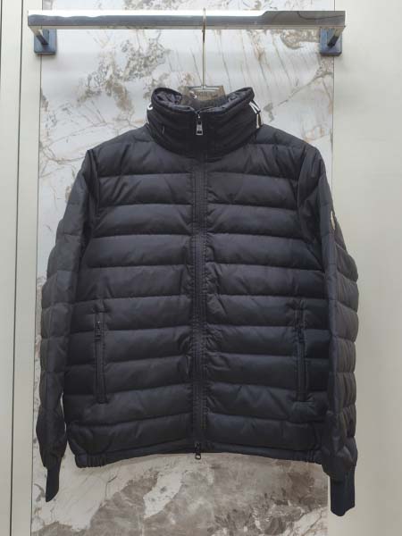 2025年11月23日入荷秋冬新作Monclerダウンジャケットファッション/誕生日プレゼント/贈り物 can工場