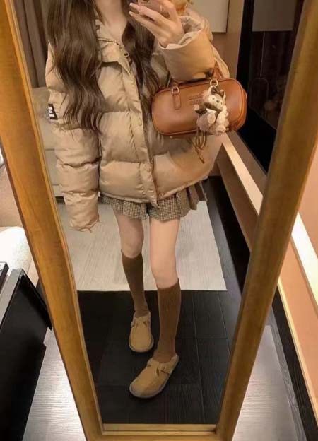 2025年11月23日入荷秋冬新作Burberryダウンジャケットファッション/誕生日プレゼント/贈り物 can工場