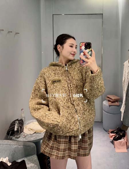 2025年11月24日入荷秋冬新作miumiu ジャケット ファッション/誕生日プレゼント/贈り物 can工場