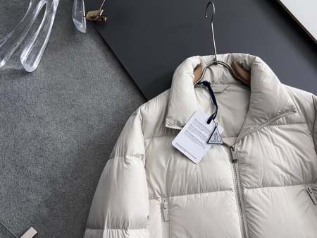 2025年11月25日入荷秋冬新作Monclerダウンジャケット高級なプレゼント/誕生日プレゼント/高品質/メンツ/記念品/ wenzhou工場