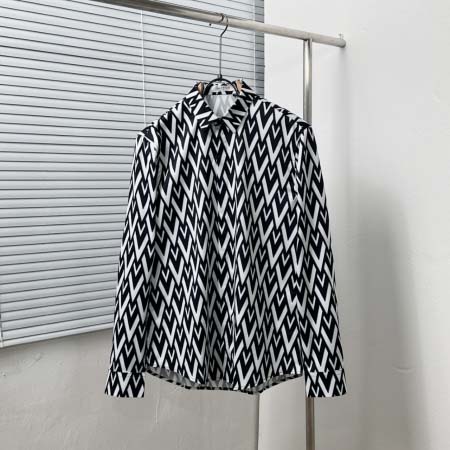 2025年11月8日秋冬新作VALENTINOシャツ高品質人...