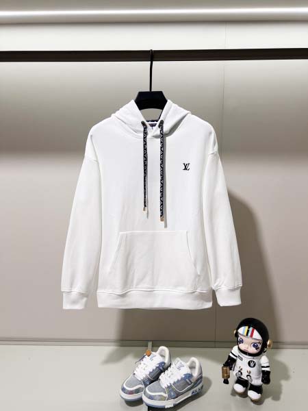 2025年11月11日秋冬新作LOUIS VUITTONスウ...