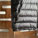 2025年11月14日秋冬新作Monclerダウンベスト高品質人気商品/QIU工場