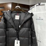 2025年11月14日秋冬新作Monclerダウンジャケット高品質人気商品/QIU工場