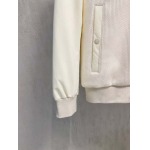 2025年11月17日秋冬新作Monclerジャケット高品質人気商品/QIU工場