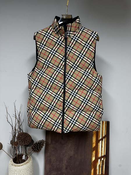 2025年11月17日秋冬新作Burberryダウンベスト高...