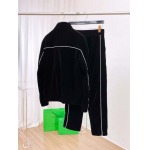 2025年11月17日秋冬新作Prada上下高品質人気商品/QIU工場