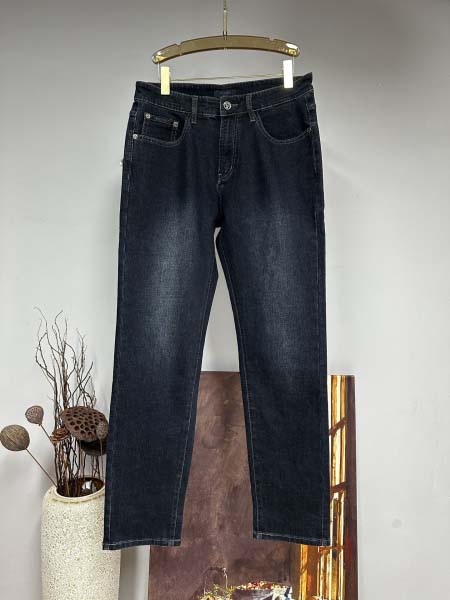 2025年11月17日秋冬新作Pradaジーパン高品質人気商...