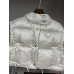 2025年11月17日秋冬新作Pradaダウンジャケット高品質人気商品女性用/QIU工場