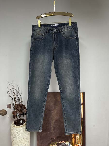 2025年11月17日秋冬新作Burberryジーパン高品質人気商品/QIU工場