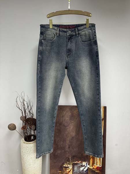 2025年11月17日秋冬新作Pradaジーパン高品質人気商品/QIU工場