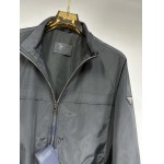 2025年11月17日秋冬新作Pradaジャケット高品質人気商品/QIU工場