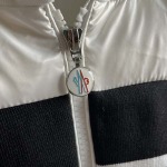 2025年11月17日秋冬新作Monclerダウンジャケット高品質人気商品/QIU工場