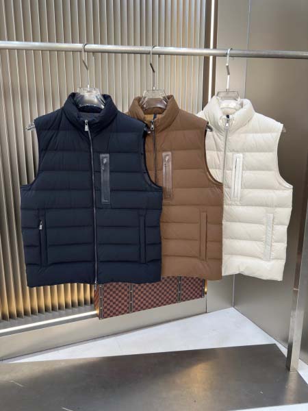 2025年11月17日秋冬新作Monclerダウンジャケット...