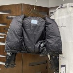 2025年11月17日秋冬新作Pradaダウンジャケット高品質人気商品女性用/QIU工場