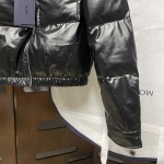 2025年11月17日秋冬新作Pradaダウンジャケット高品質人気商品女性用/QIU工場