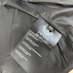 2025年11月17日秋冬新作Pradaダウンジャケット高品質人気商品/QIU工場