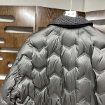 2025年11月17日秋冬新作PRADAダウンジャケット高品質人気商品/QIU工場