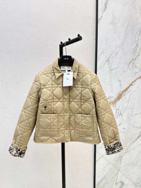 2025年11月18日入荷秋冬新作Dior ファッション/誕...