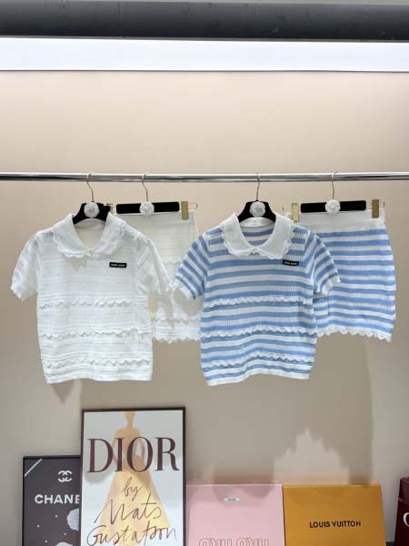 2025年11月18日入荷秋冬新作 miumiu ニット セ...