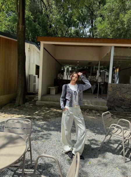 2025年11月18日入荷秋冬新作Chanelニット ファッ...