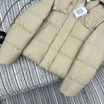 2025年11月18日入荷秋冬新作Loeweダウンジャケットファッション/誕生日プレゼント/贈り物 can工場