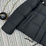 2025年11月18日入荷秋冬新作Loeweダウンジャケットファッション/誕生日プレゼント/贈り物 can工場