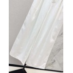 2025年11月18日入荷秋冬新作VALENTINO ズボン ファッション/誕生日プレゼント/贈り物 can工場