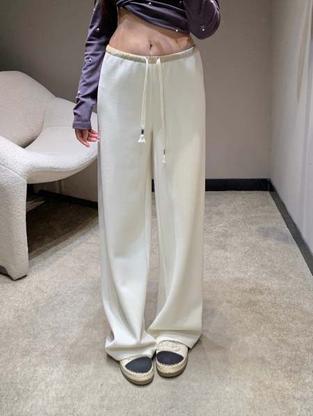 2025年11月18日入荷秋冬新作Chanelファッション/...