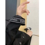 2025年11月18日入荷秋冬新作PRADAジャケット ファッション/誕生日プレゼント/贈り物 can工場