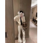 2025年11月18日入荷秋冬新作miumiu ニットファッション/誕生日プレゼント/贈り物 can工場