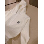 2025年11月18日入荷秋冬新作miumiu ニットファッション/誕生日プレゼント/贈り物 can工場