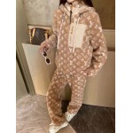 2025年11月20日入荷秋冬新作ルイヴィトンセット ファッション/誕生日プレゼント/贈り物 can工場