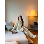 2025年11月20日入荷秋冬新作ルイヴィトンセットファッション/誕生日プレゼント/贈り物 can工場