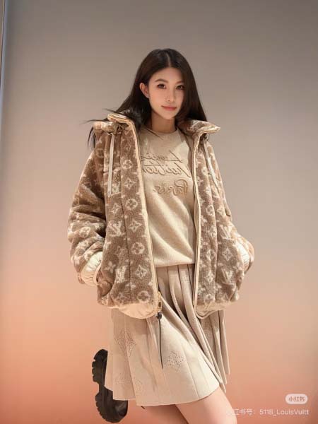 2025年11月20日入荷秋冬新作ルイヴィトンジャケット フ...