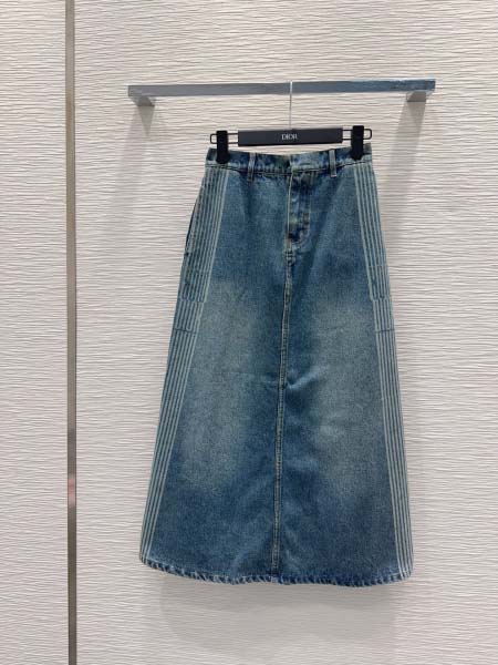 2025年11月21日入荷秋冬新作Diorスカートファッショ...