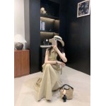 2025年11月21日入荷秋冬新作Diorワンピースファッション/誕生日プレゼント/贈り物 can工場