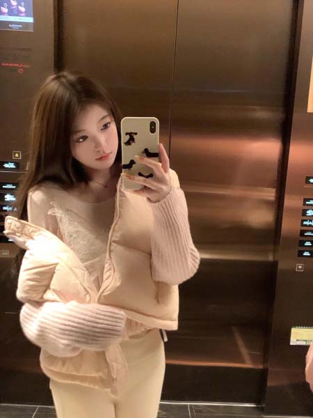 2025年11月22日入荷秋冬新作Monclerダウンジャケ...