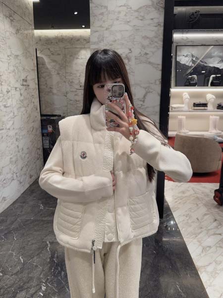 2025年11月22日入荷秋冬新作Monclerダウンジャケ...