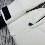 2025年11月22日入荷秋冬新作Monclerダウンジャケットファッション/誕生日プレゼント/贈り物 can工場