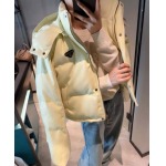 2025年11月23日入荷秋冬新作Pradaダウンジャケットファッション/誕生日プレゼント/贈り物 can工場